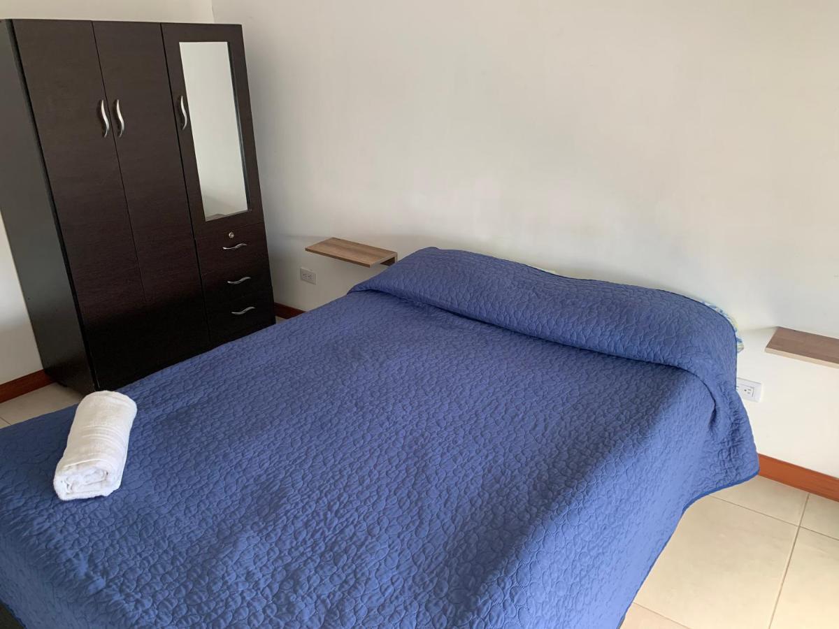 Apartamento Cerca Del Cc Titan Plaza Bogotá Eksteriør bilde
