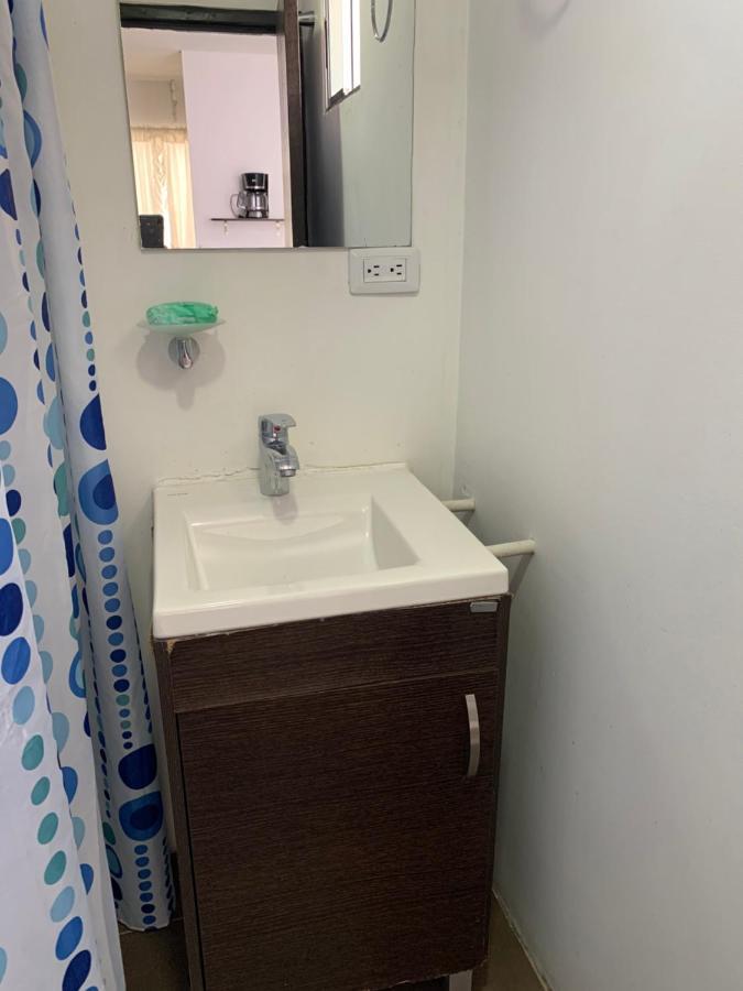 Apartamento Cerca Del Cc Titan Plaza Bogotá Eksteriør bilde